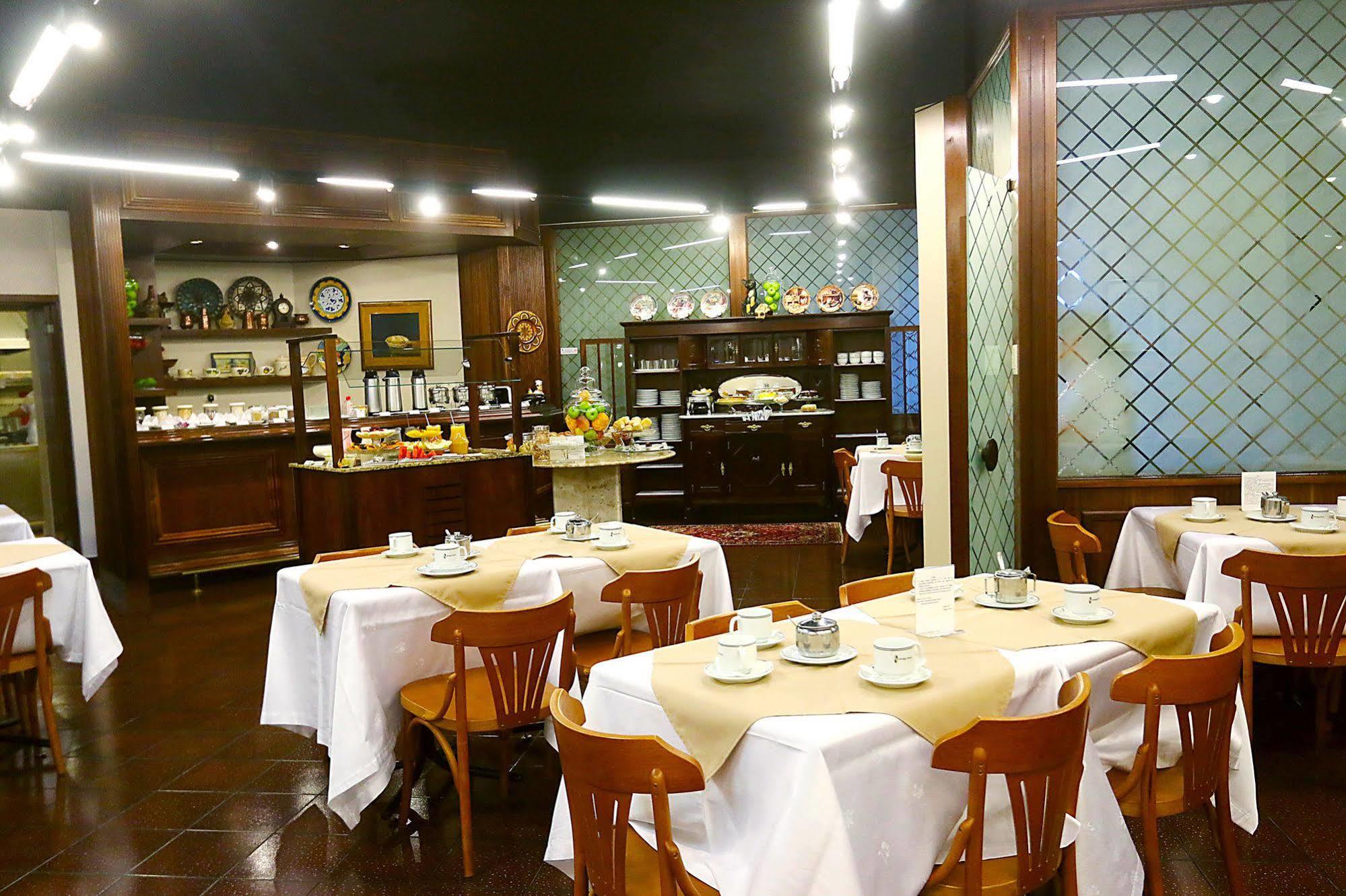 Village Hotel Ponta Grossa  Ngoại thất bức ảnh