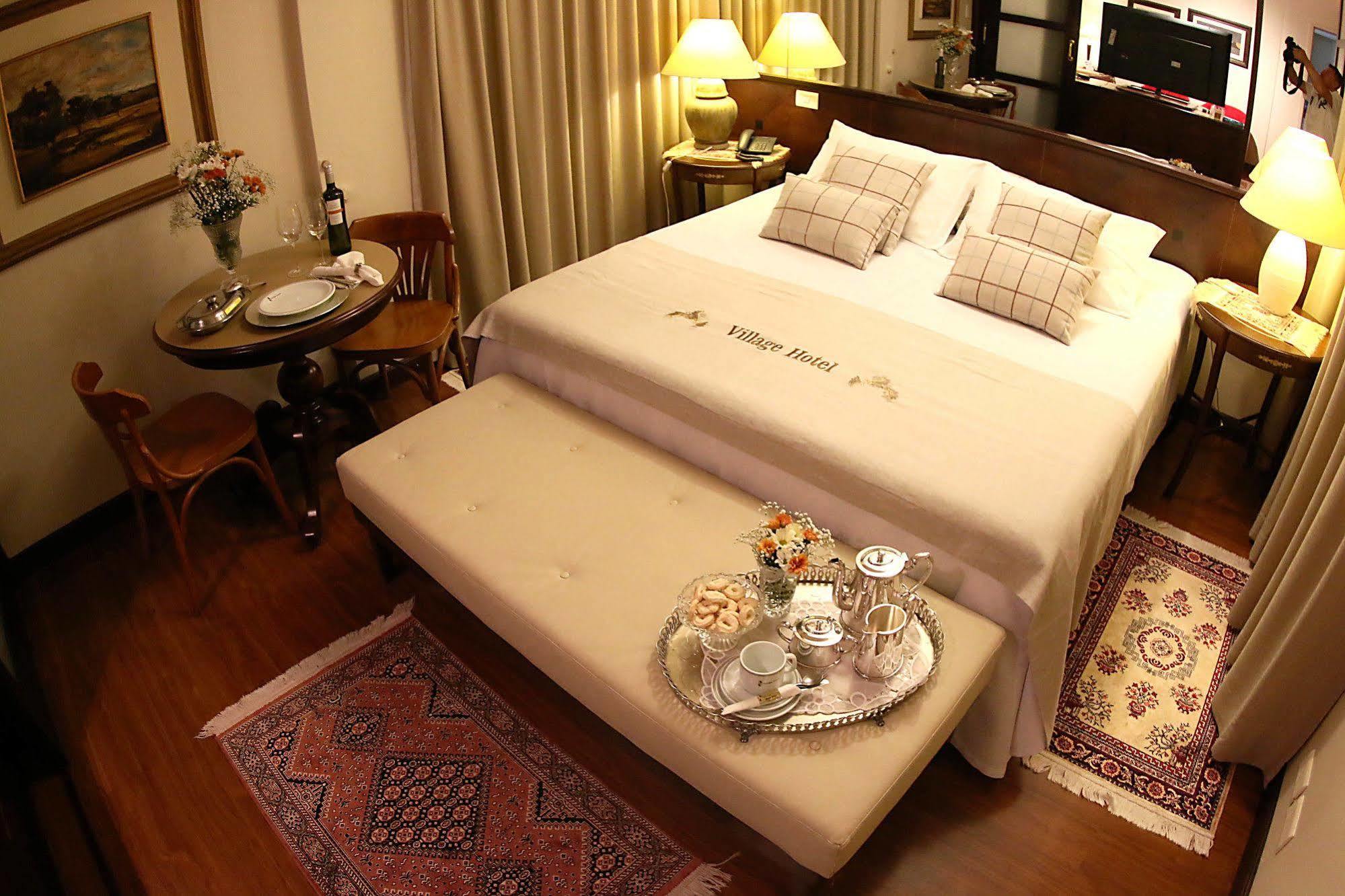 Village Hotel Ponta Grossa  Ngoại thất bức ảnh