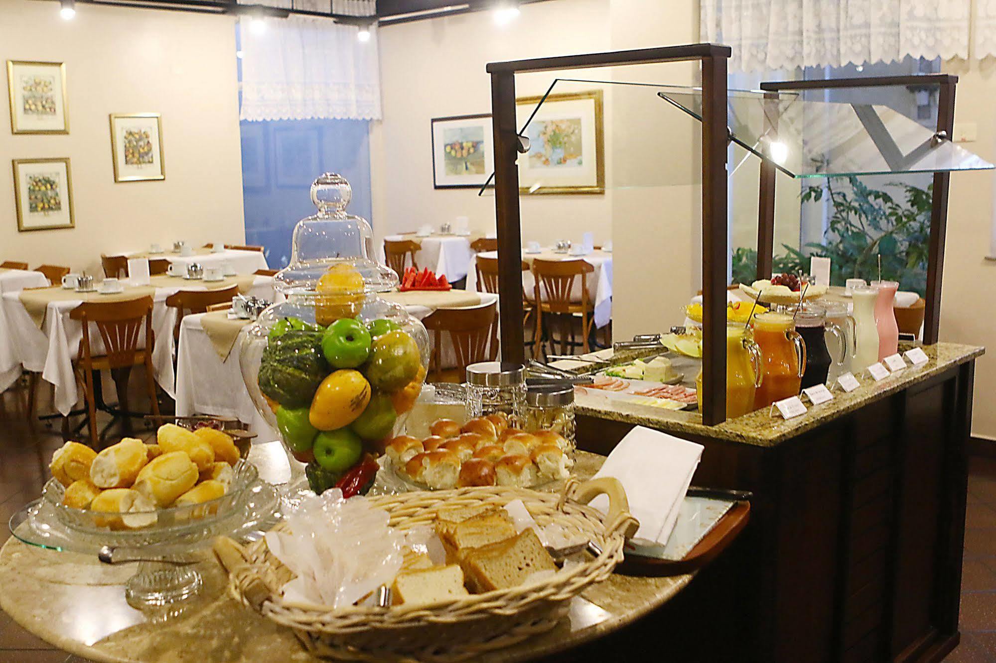 Village Hotel Ponta Grossa  Ngoại thất bức ảnh